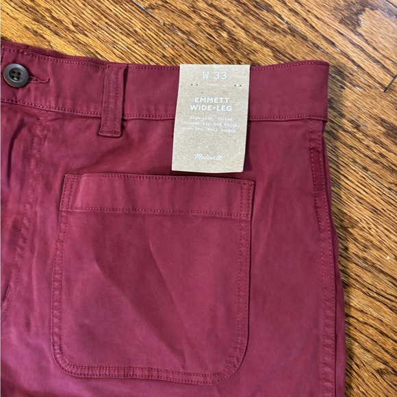 Madewell 
The Emmett Wide-Leg Full-Length Pant in Claret: Patch Pocket - Picture 7 of 10
